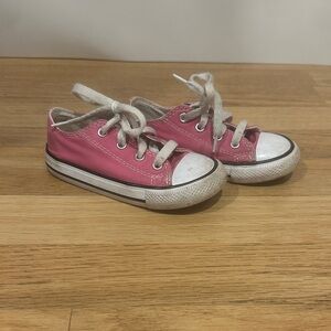 Converse Kids Pink Low-Top Canvas Sneakers